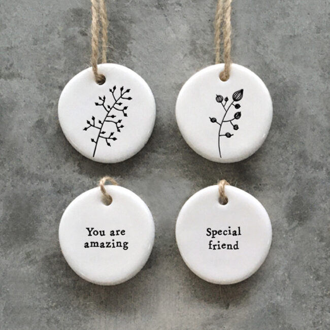 PORCELAIN FLORAL HANGER SPECIAL FRIEND 3,5X3,5CM - Image 3