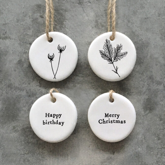 PORCELAIN FLORAL HANGER MERRY CHRISTMAS 3,5X3,5CM - Image 3