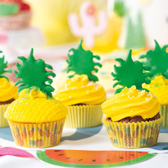 SET OF 2 PINEAPPLE & STRAWBERRY COOKIE CUTTERS - Image 5