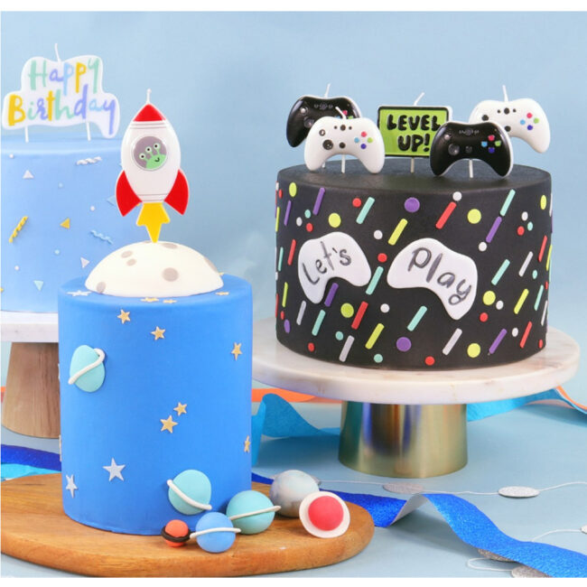 SET OF 5 THEMED CANDLE GAMER - Image 5