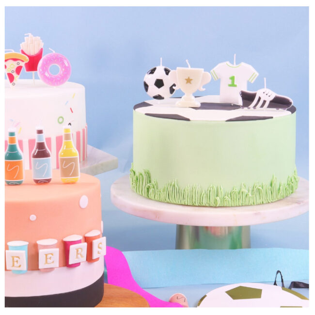 SET OF 4 THEMED CANDLE FOOTBALL - Image 5