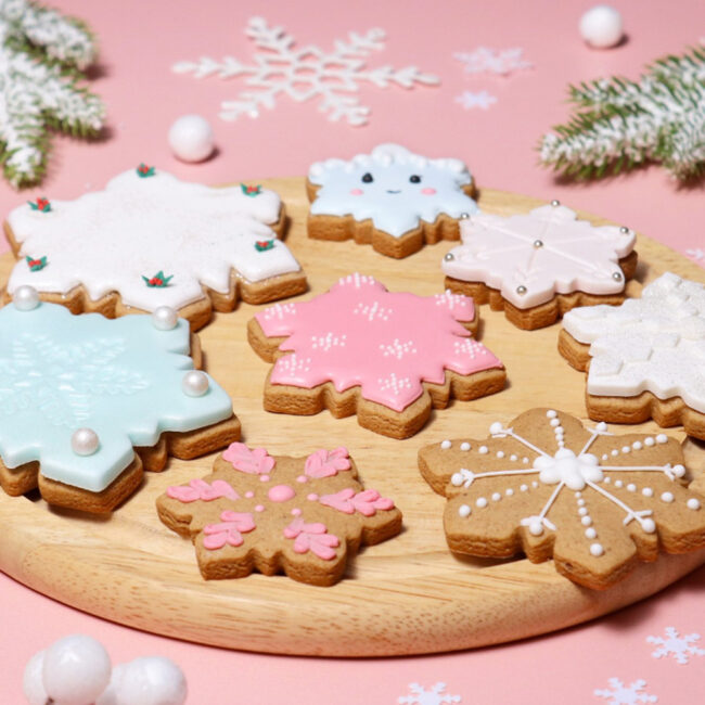 SET OF 3 CHRISTMAS SNOWFLAKES COOKIE CUTTER - Image 3