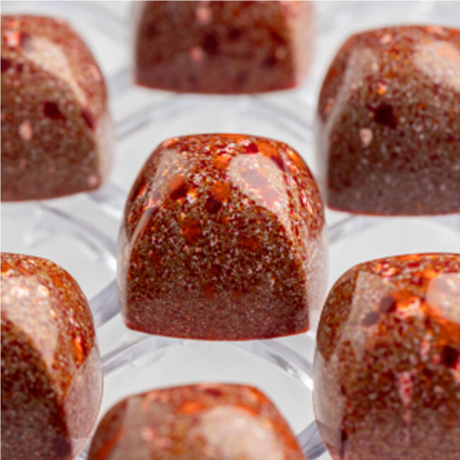 PRALINE AURORA BPA FREE MOULD 27X27X19.5MM - Image 3