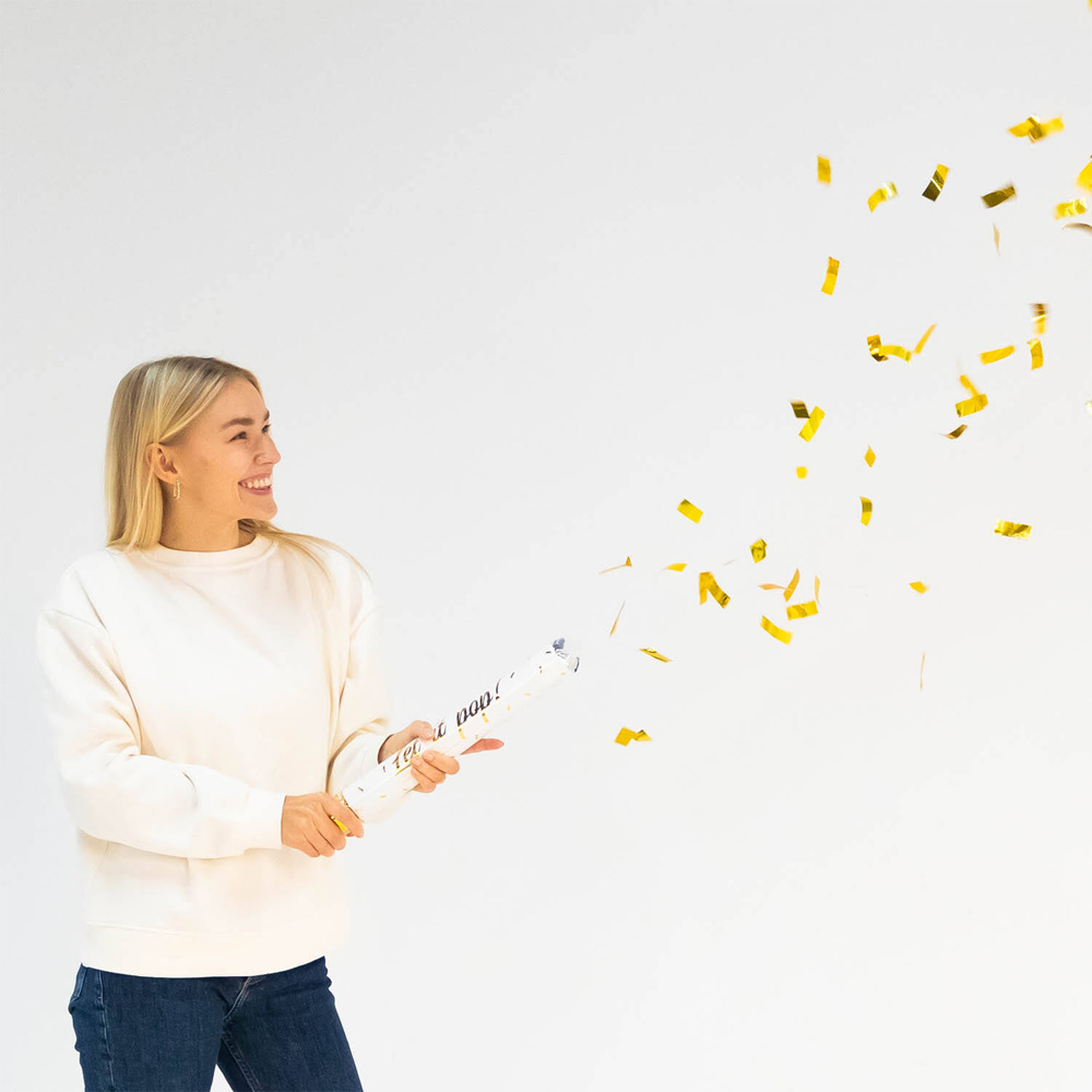 CONFETTI CANNON GOLD RECTANGULAR FOIL 40 CM - Image 2