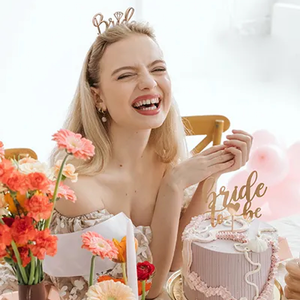 CAKE TOPPER BRIDE TO BE ROSE GOLD 17.5CM - Image 3