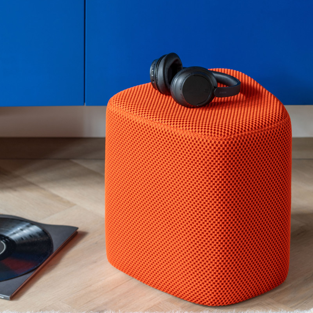 POUF RETRO MESH TRIANGLE BRIGHT ORANGE 36X36CM - Image 3